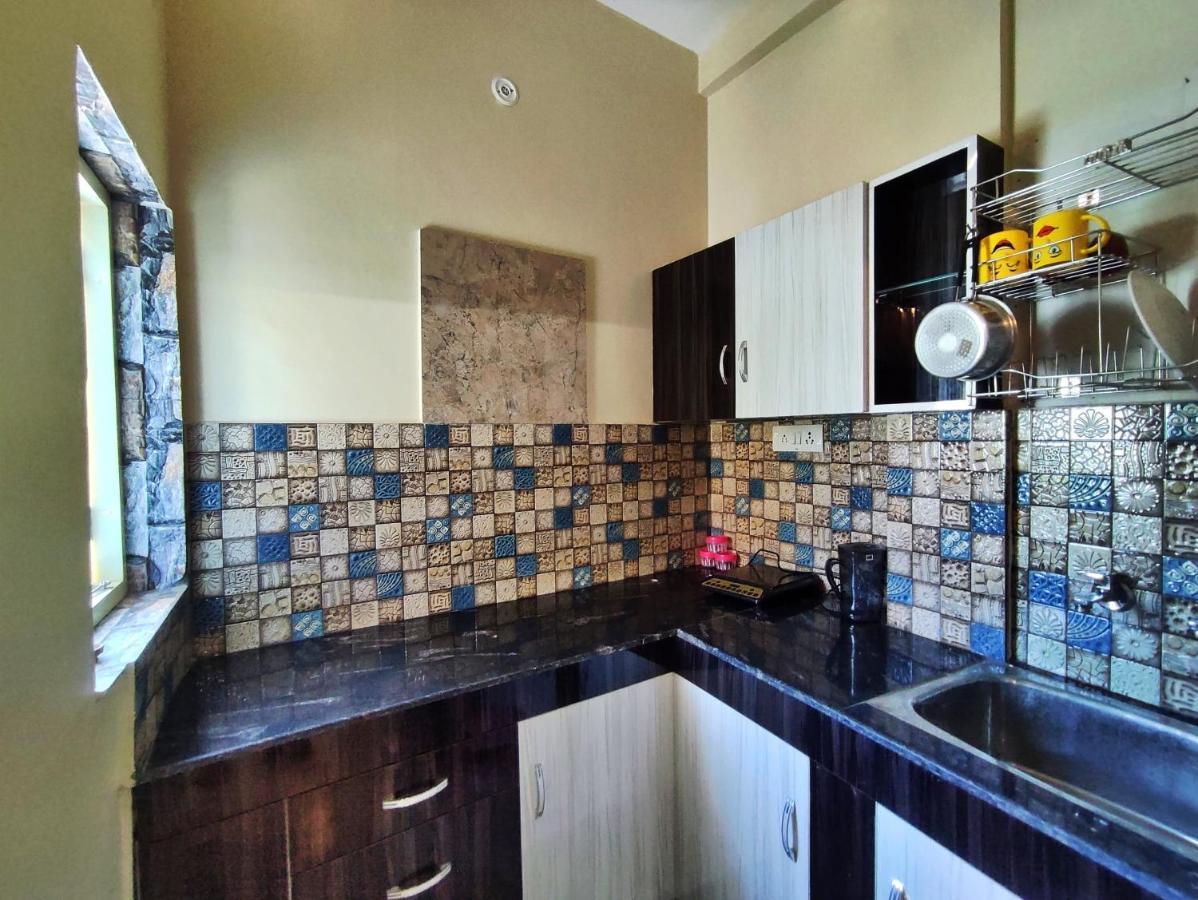 Anandam Home Stay Рішикеш Екстер'єр фото