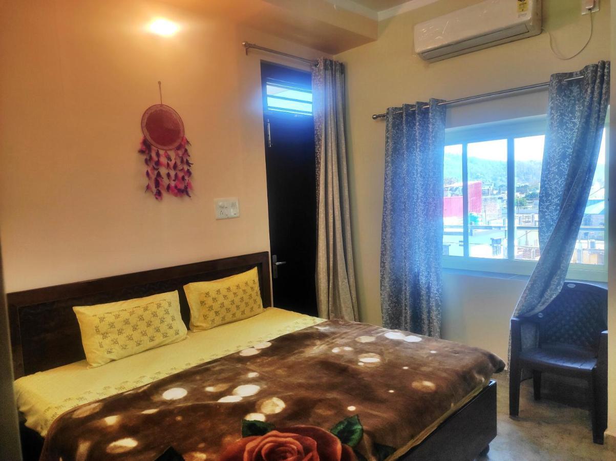 Anandam Home Stay Рішикеш Екстер'єр фото