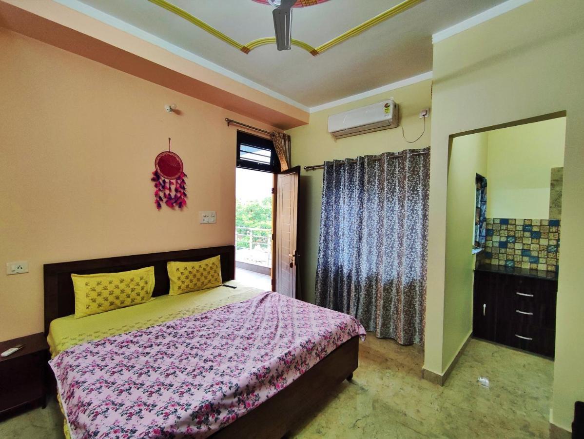 Anandam Home Stay Рішикеш Екстер'єр фото
